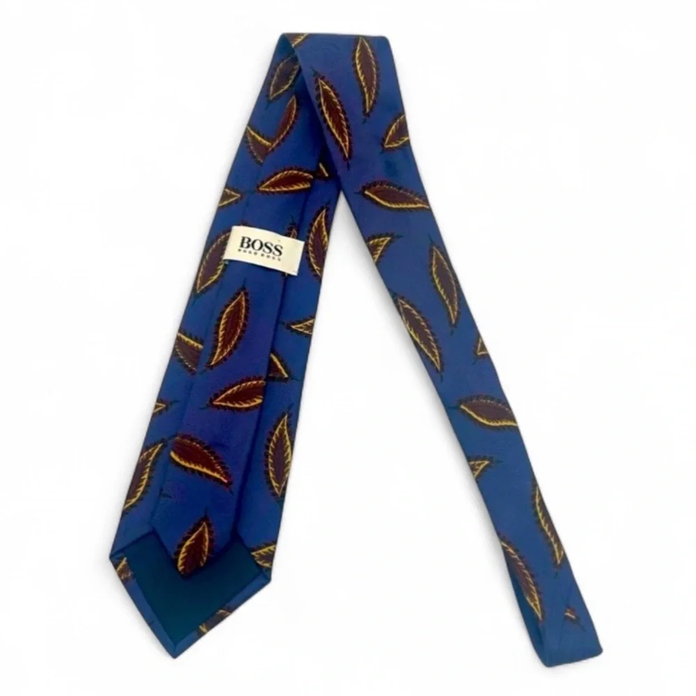 Hugo Boss Silk Tie Blue Purple Leaf Pattern Wide Classic Italy Designer Luxury